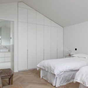 House Tour: The Most Chic & Tiny Italian Riviera Cabin